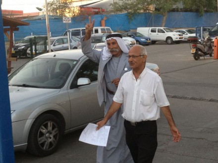 Sheikh Sayyah A-Turi and Attorney Shahda Ibn-Bari after the release. Photo: Aziz Abo-Madegam
